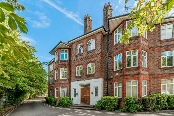 3 Bedroom Flat To Rent In Bridgewater Court, Bridgewater Road, Wembley, HA0