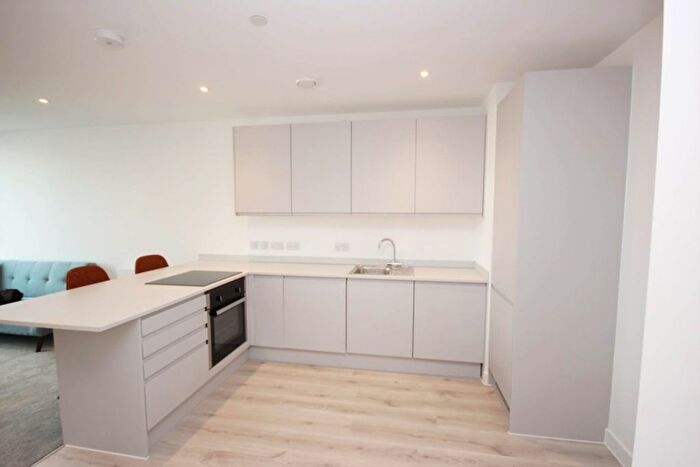 2 Bedroom Flat To Rent In Manchester, M17