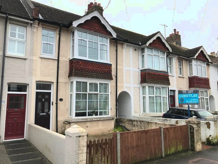 2 Bedroom Flat To Rent In Canterbury Road, Worthing, BN13