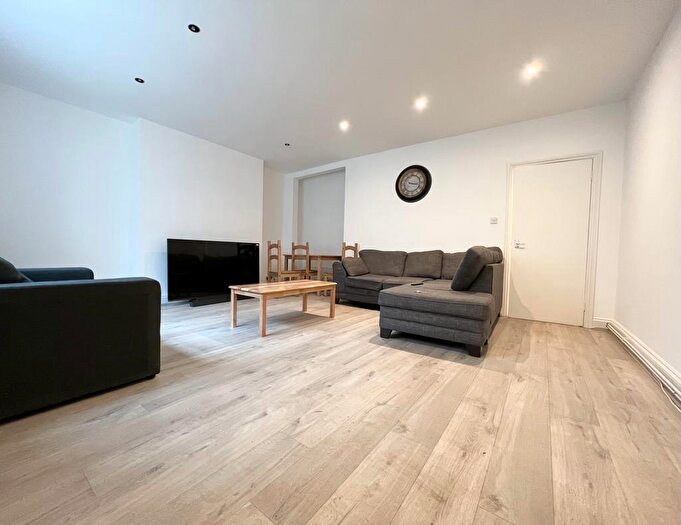 1 Bedroom Flat To Rent In Gloucester Avenue, Primrose Hill, NW1
