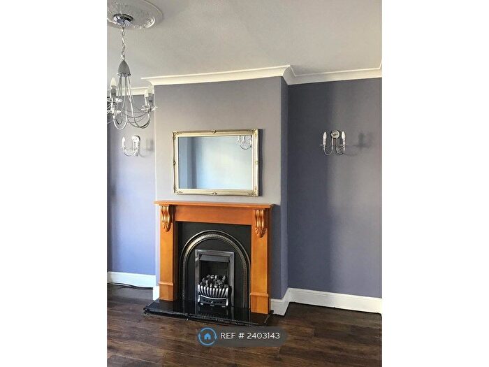 4 Bedroom Terraced House To Rent In North Lodge Avenue, Harrogate, HG1