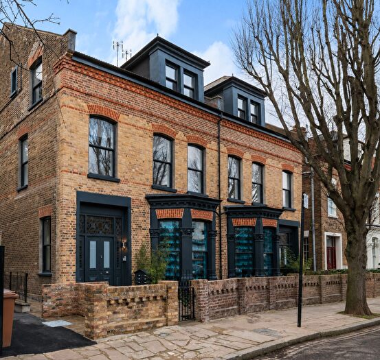 1 Bedroom Flat To Rent In Adolphus Road, London, N4