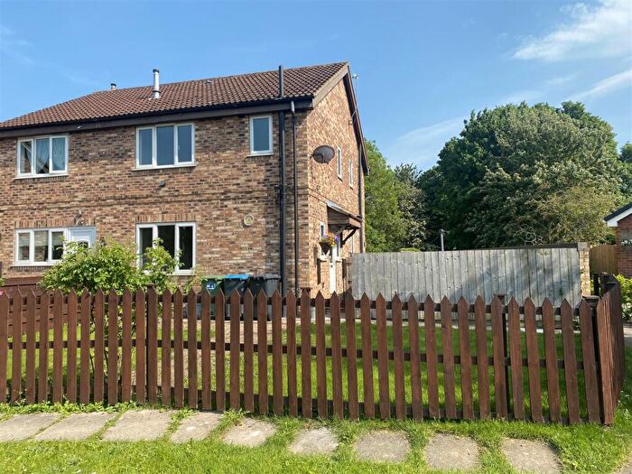 1 Bedroom Semi-Detached House For Sale In Stapleton Close, Bedale, DL8