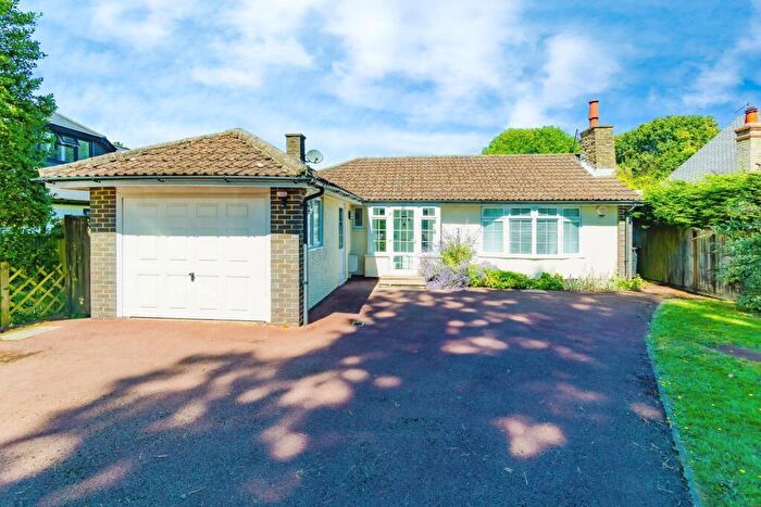 4 Bedroom Bungalow For Sale In Leazes Avenue, Chaldon, Caterham, Surrey, CR3