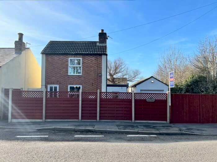 2 Bedroom Detached House For Sale In Main Road, South Reston, LN11