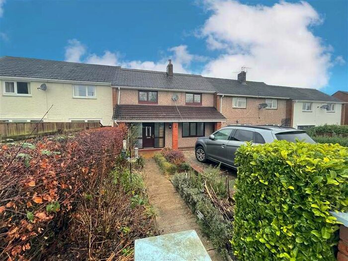 3 Bedroom Semi-Detached House To Rent In Beaufort Crescent, Monkswood, Usk, NP15