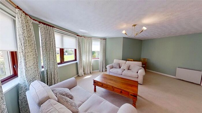 2 Bedroom Flat To Rent In West Bryson Road, Edinburgh, EH11