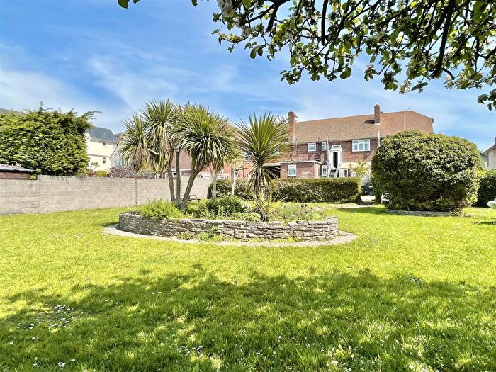 1 Bedroom Apartment For Sale In Preston Road, Weymouth, DT3