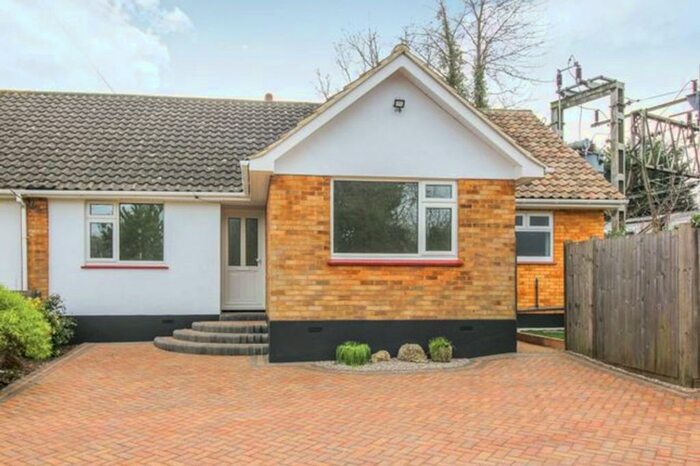 3 Bedroom Semi-Detached Bungalow To Rent In Greensward Lane, Hockley, SS5