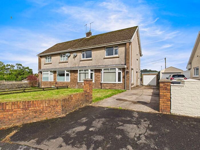 3 Bedroom Property For Sale In College Road, Carmarthen, SA31