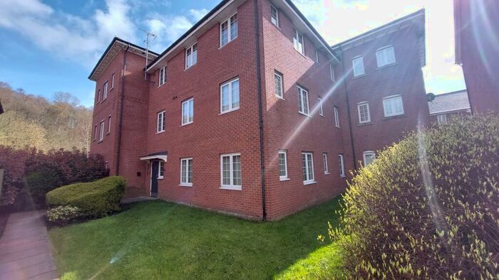 2 Bedroom Apartment To Rent In Churchbeck Chase, Kearsley, M26