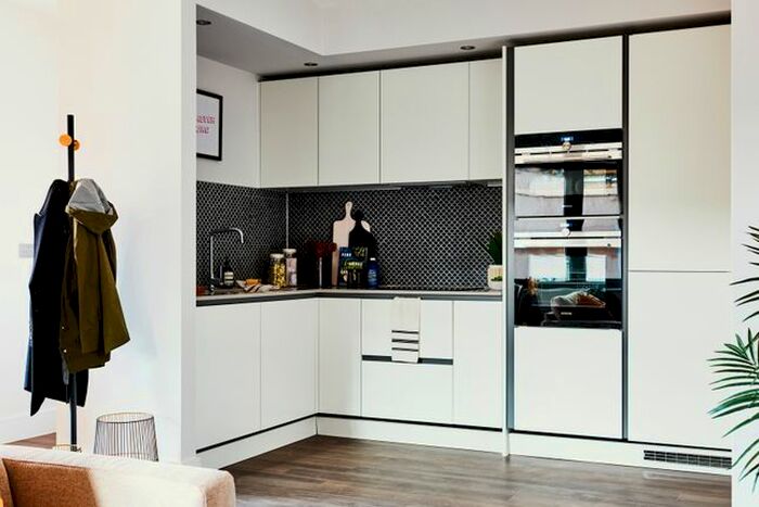 Studio To Rent In Merrick Road, Southall, Middlesex UB2