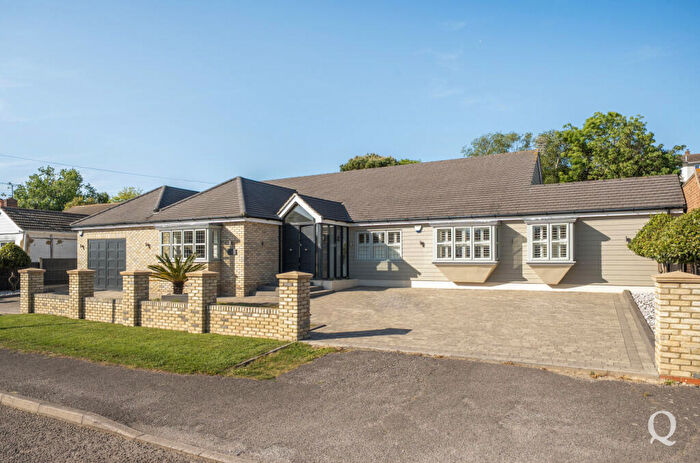 5 Bedroom Bungalow For Sale In The Glen, Minster On Sea, Sheerness, Kent, ME12