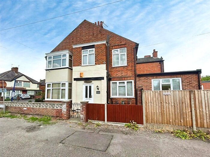 2 Bedroom End Of Terrace House For Sale In Carington Street, Loughborough, LE11