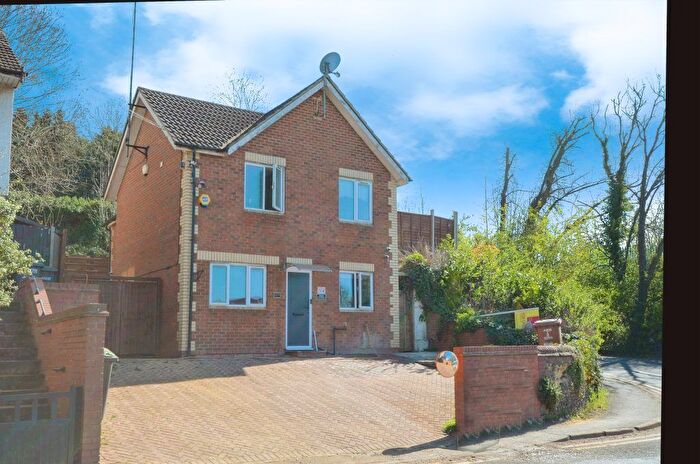 4 Bedroom Detached House For Sale In Primrose Hill, Kings Langley, WD4