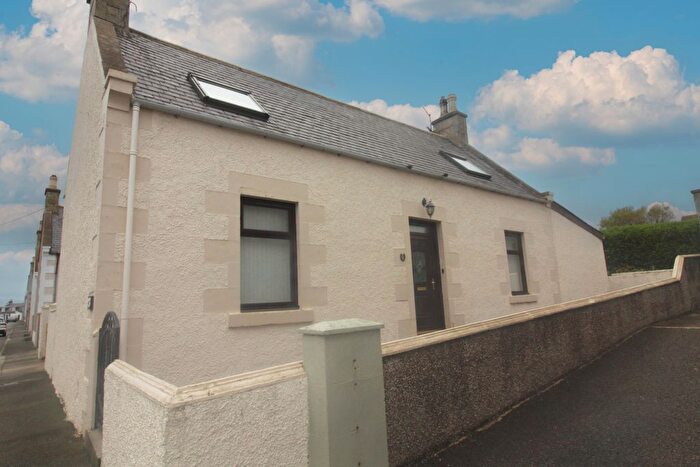 3 Bedroom Detached House For Sale In High Street, Portknockie, AB56
