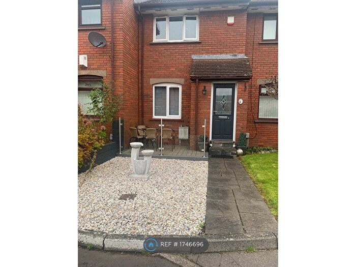 2 Bedroom Terraced House To Rent In Aberuthven Drive, Glasgow, G32