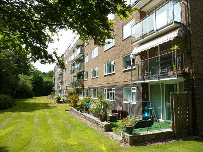 3 Bedroom Apartment For Sale In West Cliff Road, West Cliff, BH4