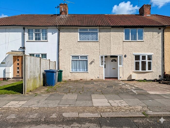 2 Bedroom Terraced House To Rent In Edwin Road, Edgware, HA8