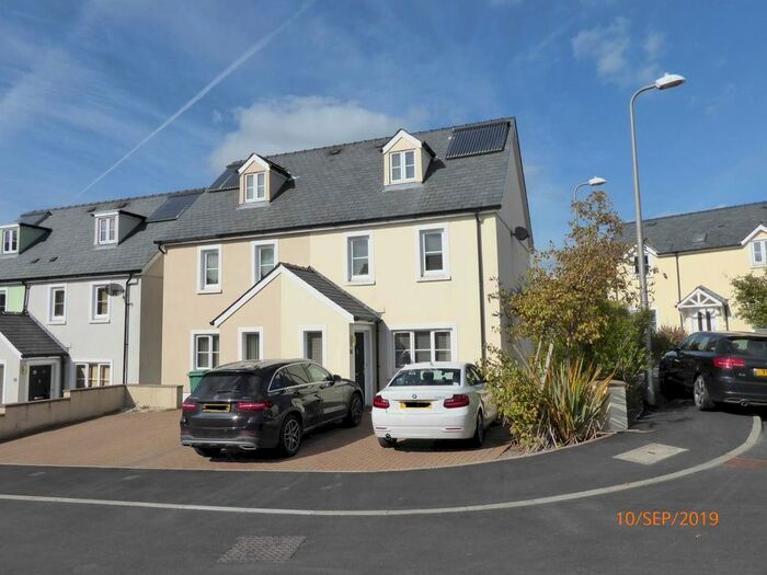 3 Bedroom Semi-Detached House To Rent In Parc Y Gelli, Foelgastell, Llanelli, SA14