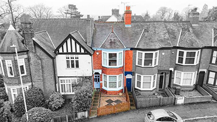 4 Bedroom Terraced House For Sale In Knighton Road, Leicester, LE2