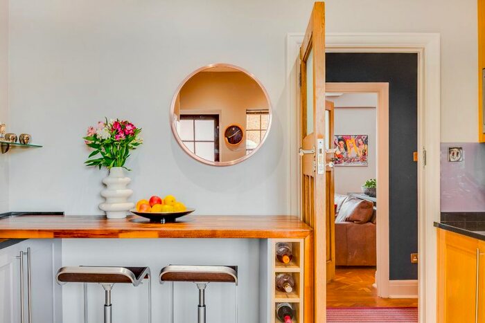 2 Bedroom Flat To Rent In St. Helena Terrace, Riverside, Richmond, TW9