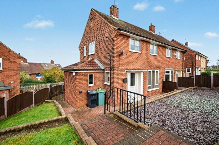 2 Bedroom Semi Detached House For Sale In Newhall Crescent, Leeds, West Yorkshire, LS10