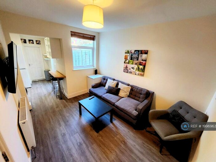 5 Bedroom Terraced House To Rent In Ridgeway Road, Bristol, BS16