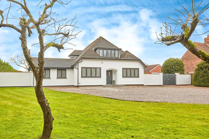 4 Bedroom Detached House For Sale In Nottingham Road, Trowell, Nottingham, Nottinghamshire, NG9