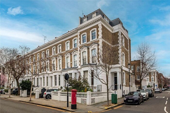2 Bedroom Flat For Sale In Scarsdale Villas, London, W8