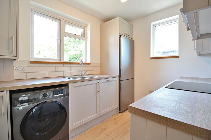 2 Bedroom Maisonette To Rent In Weston Gardens, Isleworth, TW7