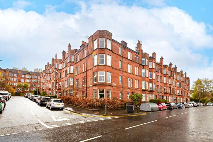 2 Bedroom Apartment For Sale In Tantallon Road, Shawlands, Glasgow, G41