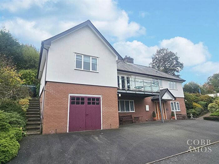 3 Bedroom Detached House For Sale In Larkey Lane, Knighton, LD7