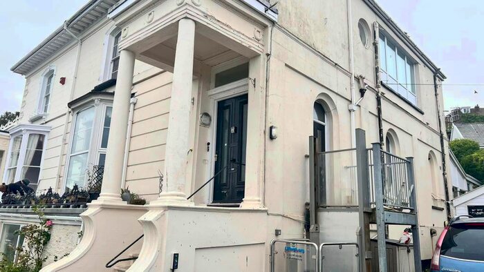 2 Bedroom Maisonette To Rent In New Barnstaple Road, Ilfracombe, EX34
