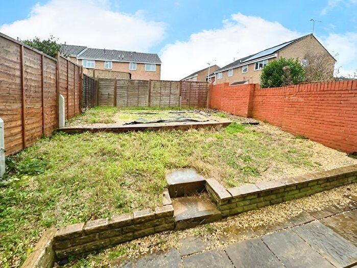 2 Bedroom Semi-Detached House For Sale In Bedroom Semi-Detached House For Sale, Leslie Close, Freshbrook, SN5