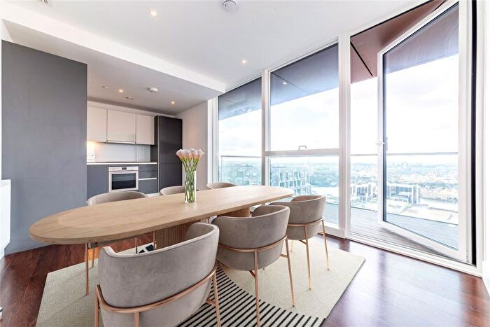 2 Bedroom Flat For Sale In Harbour Way, London, E14