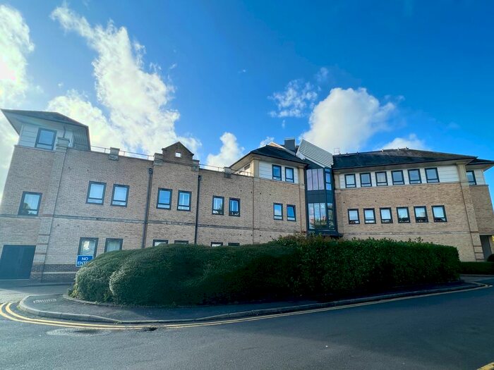1 Bedroom Flat To Rent In Maybury Close, Frimley, Camberley, Surrey, GU16