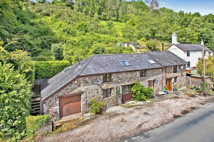 3 Bedroom Barn Conversion For Sale In Chudleigh, Newton Abbot, TQ13