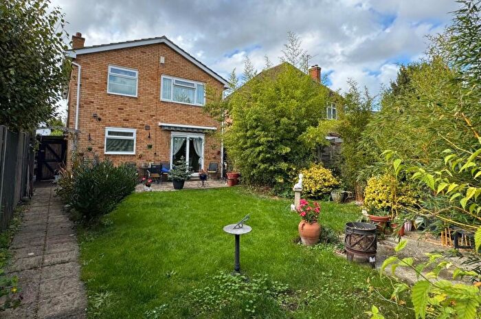 4 Bedroom Detached House For Sale In Arlesey Road, Ickleford, Hitchin, SG5