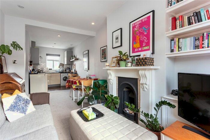 1 Bedroom Flat To Rent In Blackstock Road, Highbury, N5