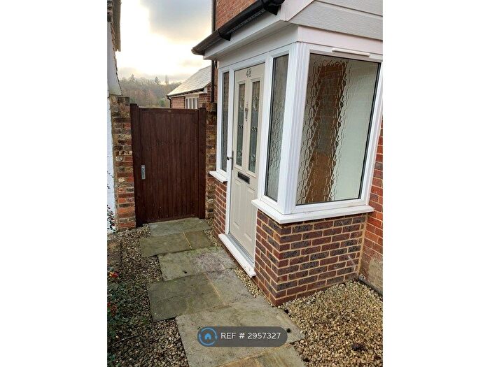 2 Bedroom Detached House To Rent In Meadrow, Godalming, GU7