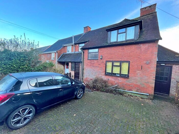 4 Bedroom Detached House To Rent In Stanmore, SO22