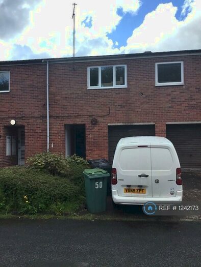 1 Bedroom Flat To Rent In Woodrow South, Redditch, B98