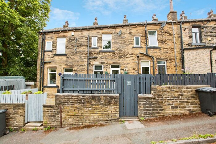 2 Bedroom Terraced House For Sale In Grantham Place, Halifax, West Yorkshire, HX3