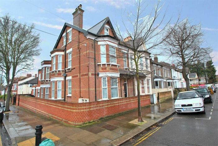 2 Bedroom Flat To Rent In Allison Road, London, W3