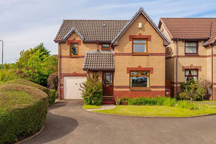 4 Bedroom Detached House For Sale In Fulmar Brae, Livingston, EH54