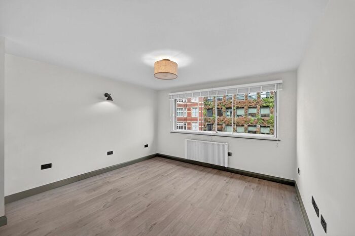 1 Bedroom Flat To Rent In Hamilton House, Southampton Row, WC1B