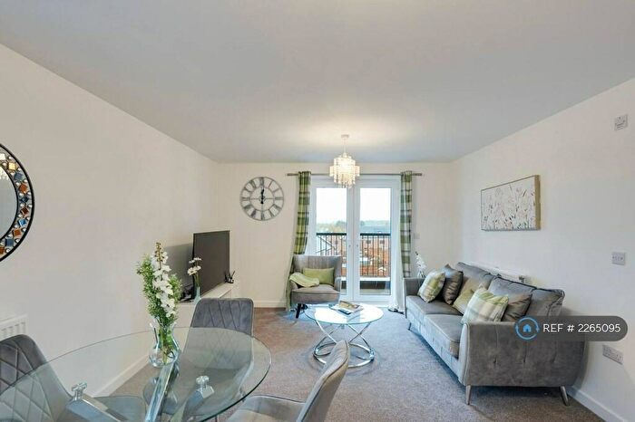 2 Bedroom Flat To Rent In Jessop Park, Bristol, BS13