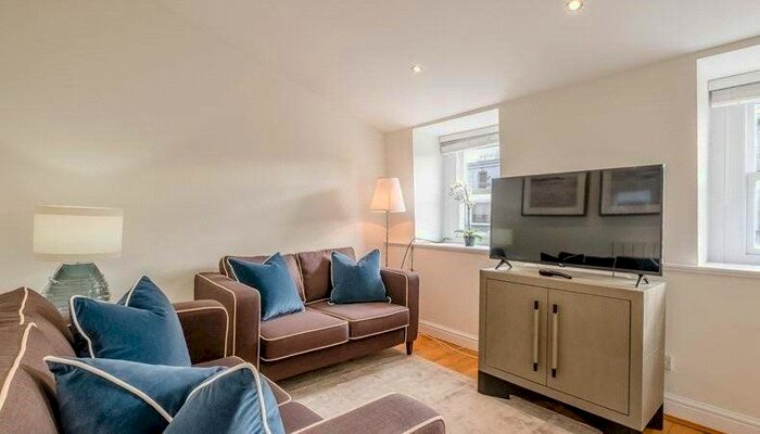 2 Bedroom Flat To Rent In Cedar House, Nottingham Place, Marylebone, W1U