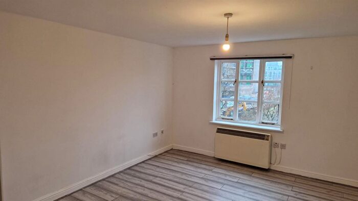 2 Bedroom Flat To Rent In Otter Close, London, E15